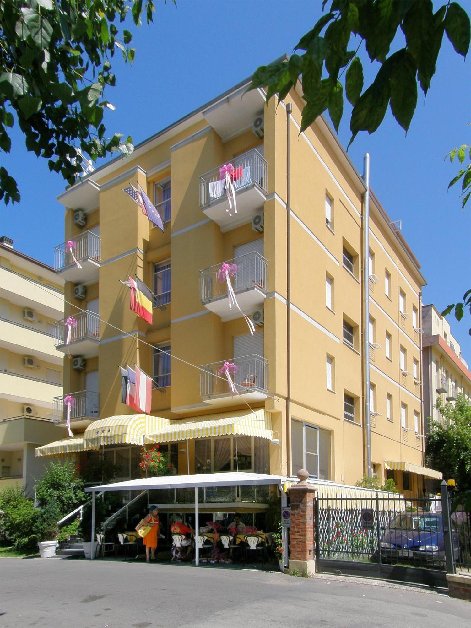 Hotel Giumer Rímini Exterior foto